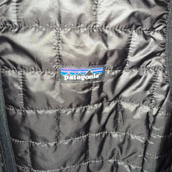 Patagonia Nano Puff Insulated Vest in Black, XL - Picture 7 of 11
